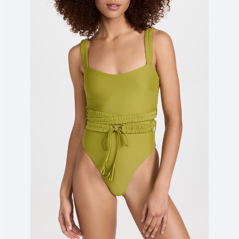 Andrea Iyanna’s one piece swim suit - Picture 2 of 9